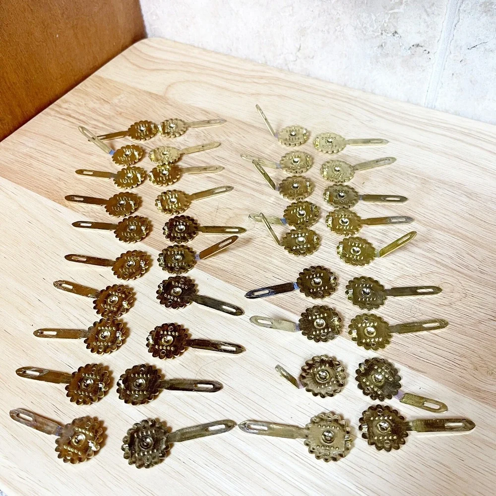 Vintage 80s 90s Gold Sunflower Plastic Snap Tight Hair Barrettes Shiny Goody